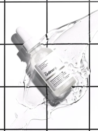 Acide Hyaluronique 2% + B5 Sérum Hydratant, de chez The ORDINARY/ 30ML/